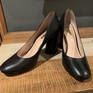 Louis Et Cie Black Leather Pump